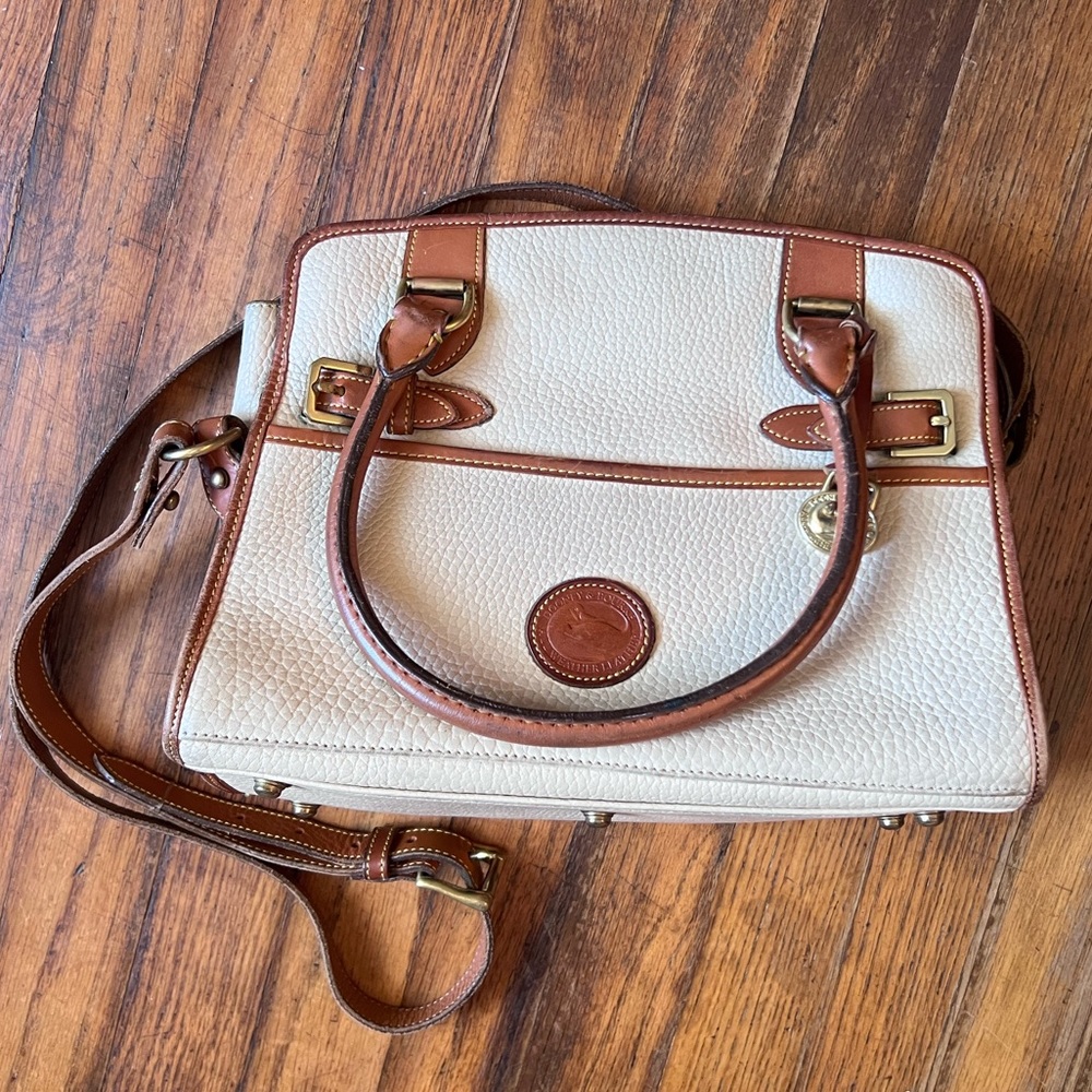 Dooney & Bourke vintage leather purse